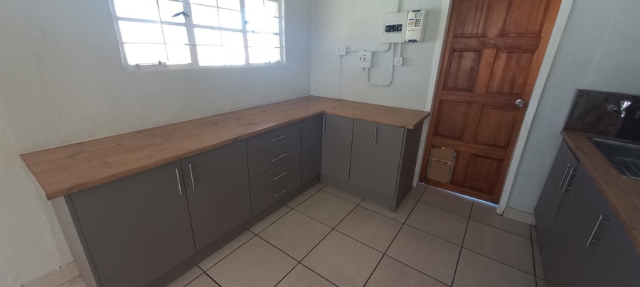 To Let 2 Bedroom Property for Rent in Loch Athlone Free State